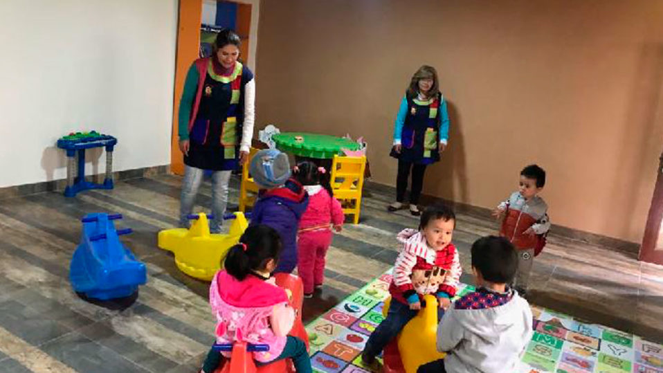 fundacion-amazonia-bolivia-kinder-luavi-958x539